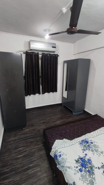 Bedroom in 1 BHK Apartment at Evershine CHS Malad, Malad West – for Rent