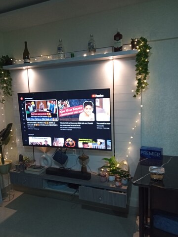 Furnished Amenities in 1 BHK Apartment at Dheeraj Godavari Apartment, Malad West – for Sale