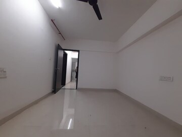 Room in 3 BHK Apartment at DGS Sheetal Tapovan, Malad East – for Rent