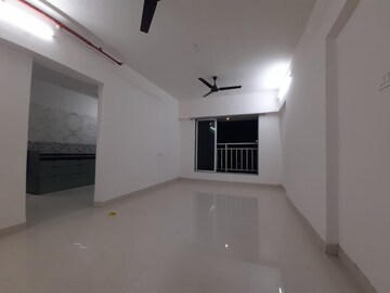 Room in 3 BHK Apartment at DGS Sheetal Tapovan, Malad East – for Rent