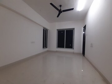 Room in 3 BHK Apartment at DGS Sheetal Tapovan, Malad East – for Rent