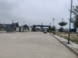  Shop For Sale in Sector 8