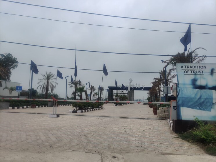 Exterior View, sector 8 Commercial Shop 200 Sq.Yd. In Sector 8 Sonipat 9106952