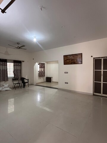 Room in 3 BHK Villa at Yelahanka – for Rent