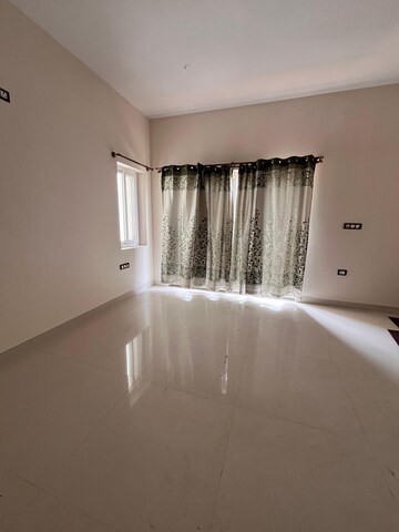 Building Lobby in 3 BHK Villa at Yelahanka – for Rent