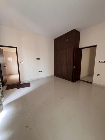 Room in 3 BHK Villa at Yelahanka – for Rent