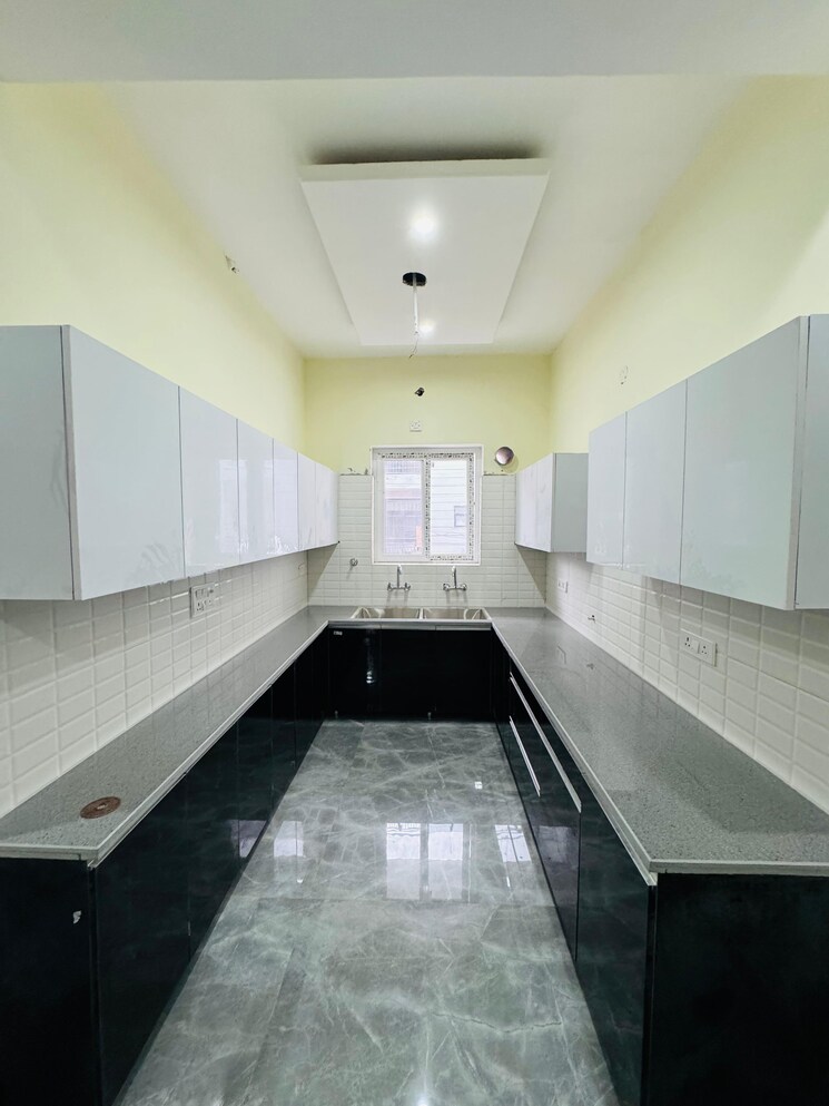 Kitchen, dhakoli 3 Bedroom 1300 Sq.Ft. Apartment In Dhakoli Zirakpur 9106976