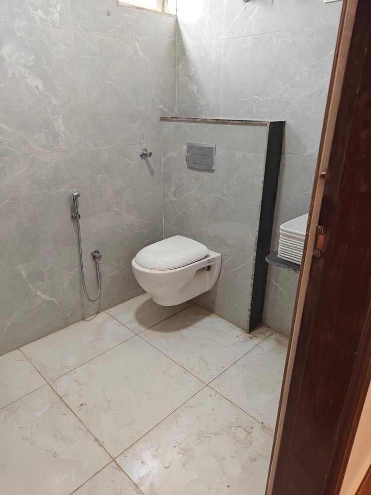 Bathroom, prem-sagar-apartments 3 Bedroom 1705 Sq.Ft. Apartment In Nirman Nagar Jaipur 9106995