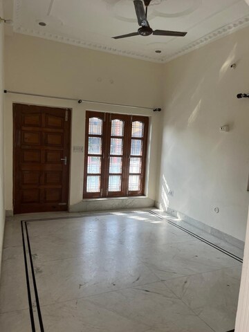 Room in 2 BHK Independent House at Gms Road – for Rent