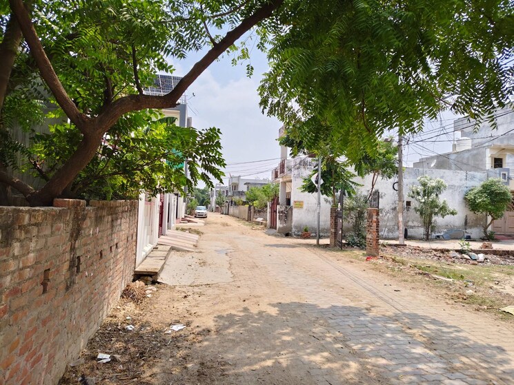 undefined, jankipuram  1006 Sq.Ft. Plot In Jankipuram Lucknow 9107011