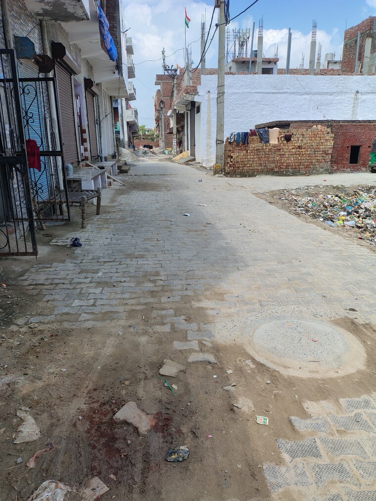 Exterior View, rajiv colony  200 Sq.Yd. Plot In Rajiv Colony Faridabad 9107023