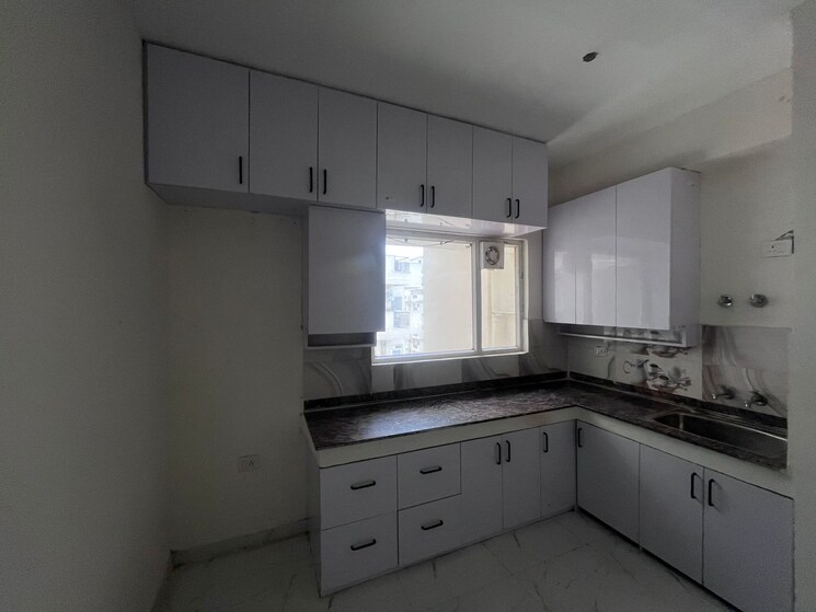 Master Bedroom, pivotal-riddhi-siddhi 2 Bedroom 587 Sq.Ft. Apartment In Sector 99 Gurgaon 9107083