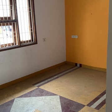 Room in 3.5 BHK Villa at Nipania – for Rent