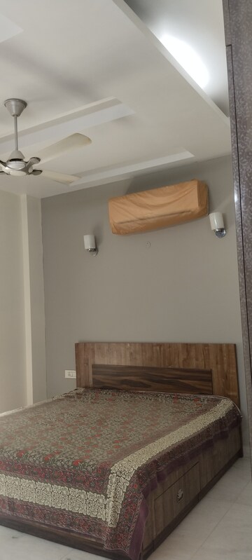 Room in 2 BHK Builder Floor at Kohli One Malibu Town, Sector 47 – for Rent