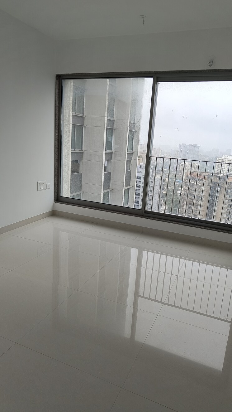 Balcony, sunteck-city-avenue-4 2 Bedroom 644 Sq.Ft. Apartment In Goregaon West Mumbai 9107205