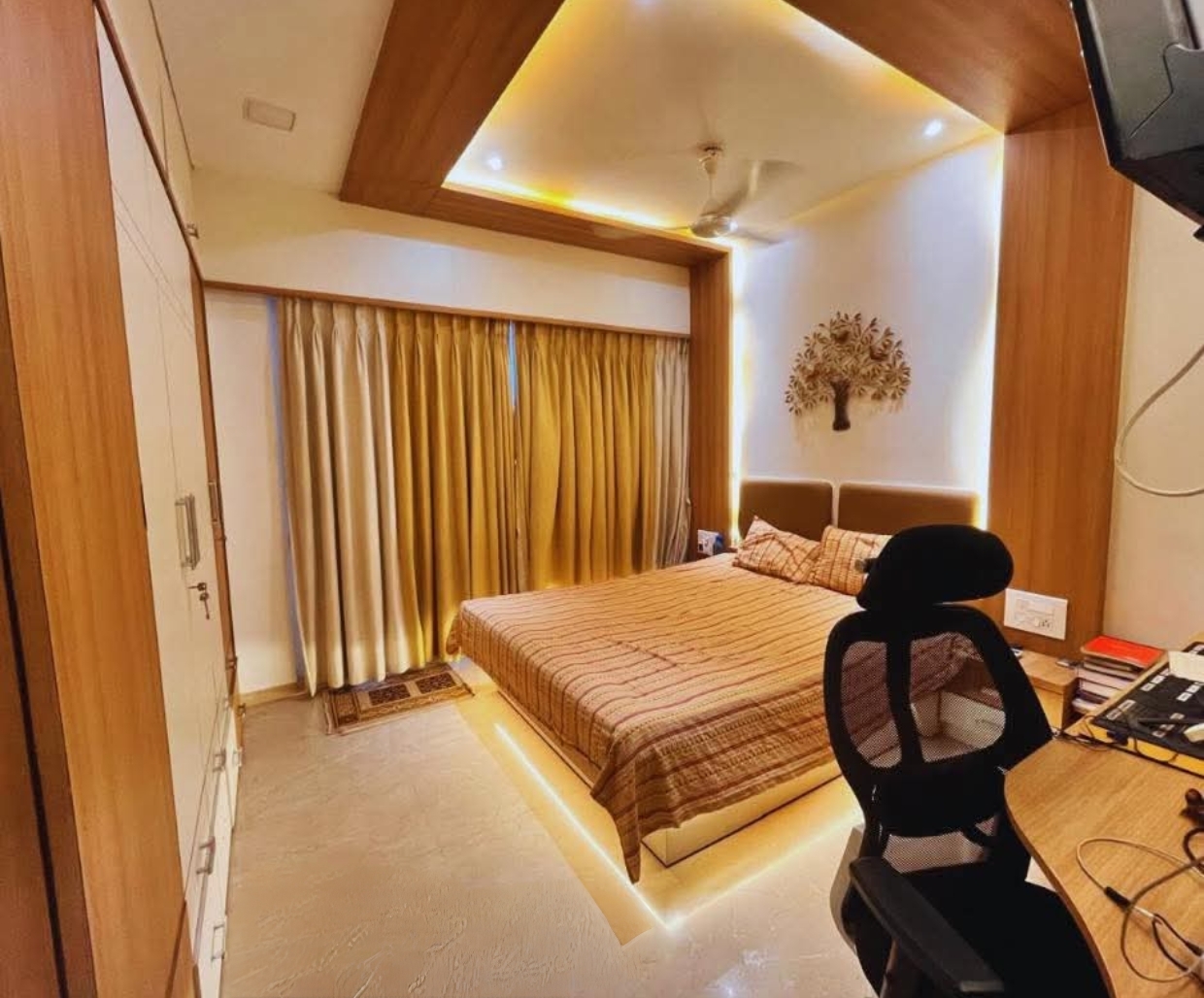 3 BHK + Pooja Room Apartment For Rent in Soham Crystal Spires