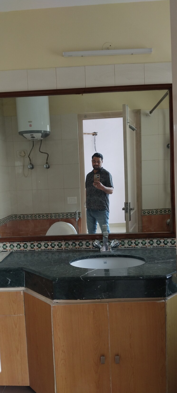 Bedroom, unitech-south-city-ii 3 Bedroom 1700 Sq.Ft. Builder Floor In Sector 50 Gurgaon 9107220