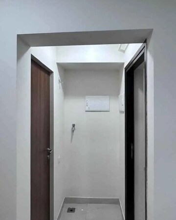 Room in 1 BHK Apartment at Lodha Crown Quality Homes, Majiwada – for Rent