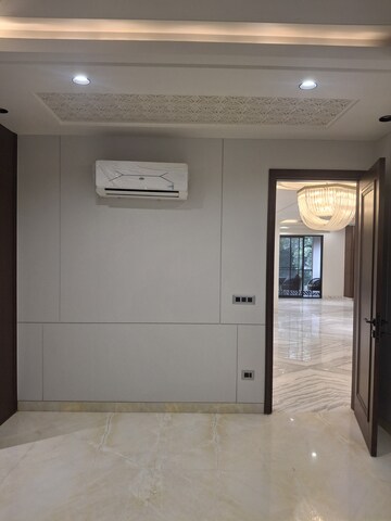 Bathroom in 3 BHK Builder Floor at South City 1 – for Sale