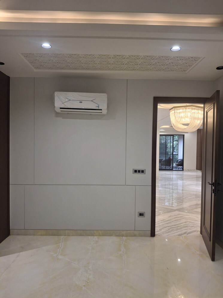 Bathroom, south city 1 3 Bedroom 2160 Sq.Ft. Builder Floor In South City 1 Gurgaon 9107238