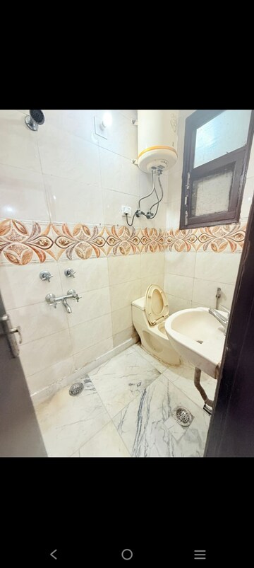 Master Bedroom in 1 BHK Builder Floor at Saket – for Rent