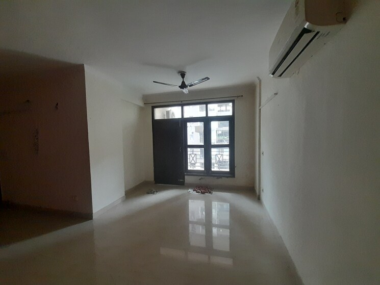 Living Room, maya-garden-city 3 Bedroom 1852 Sq.Ft. Apartment In Lohgarh Zirakpur 9107364
