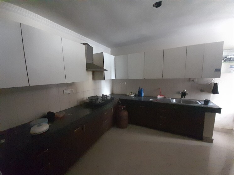 Kitchen, maya-garden-city 3 Bedroom 1852 Sq.Ft. Apartment In Lohgarh Zirakpur 9107364
