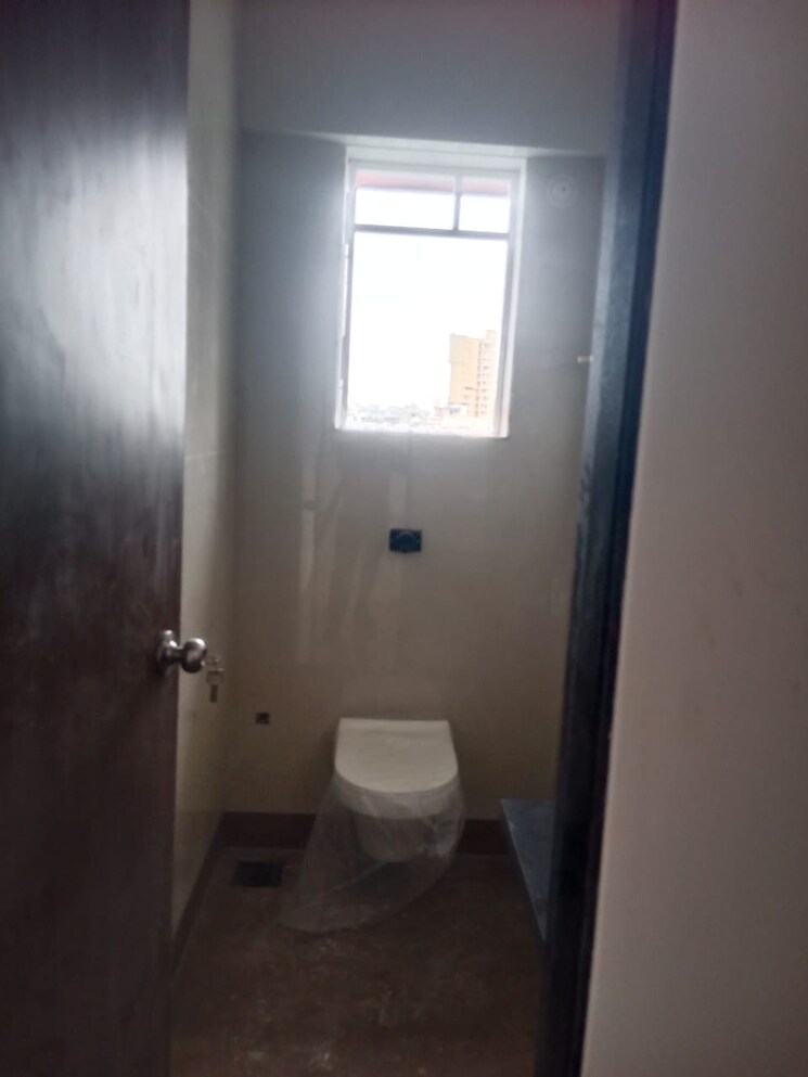 Bathroom, piramal-vaikunth 2.5 Bedroom 1050 Sq.Ft. Apartment In Balkum Pada Thane 9107412