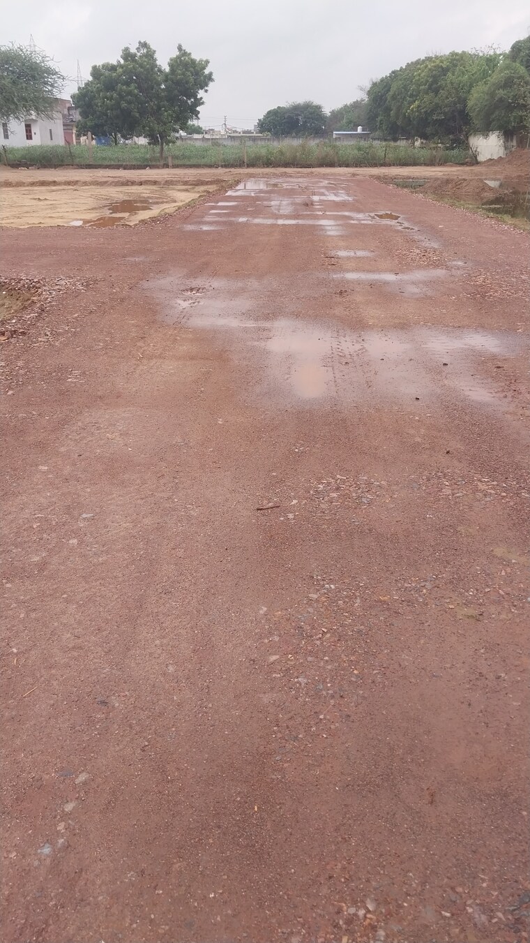 undefined, maruti kunj  100 Sq.Yd. Plot In Maruti Kunj Gurgaon 9107436