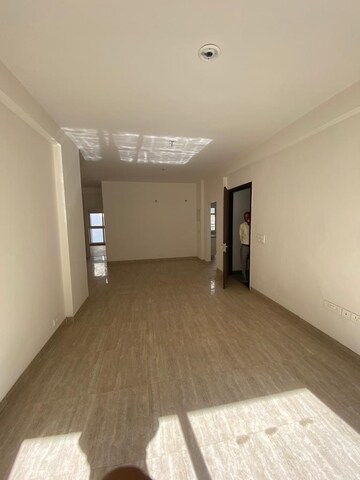 Room in 3 BHK Builder Floor at Puri Aman Vilas, Sector 89 – for Rent