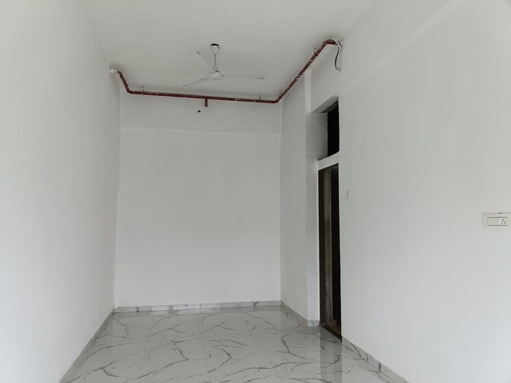 Room, shellproof-gladiolus-tower Commercial Shop 400 Sq.Ft. In Vasai East Palghar 9107493