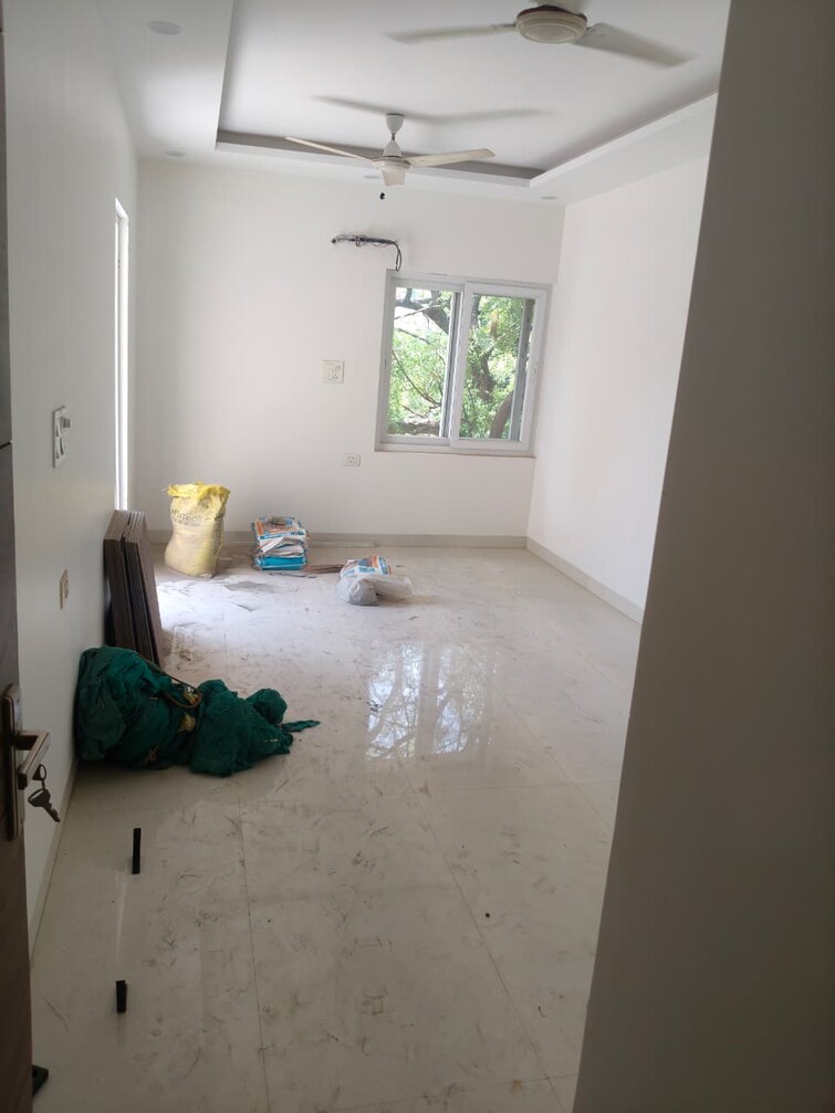 Cover Image, vasant kunj 3 Bedroom 1500 Sq.Ft. Apartment In Vasant Kunj Delhi 9107501