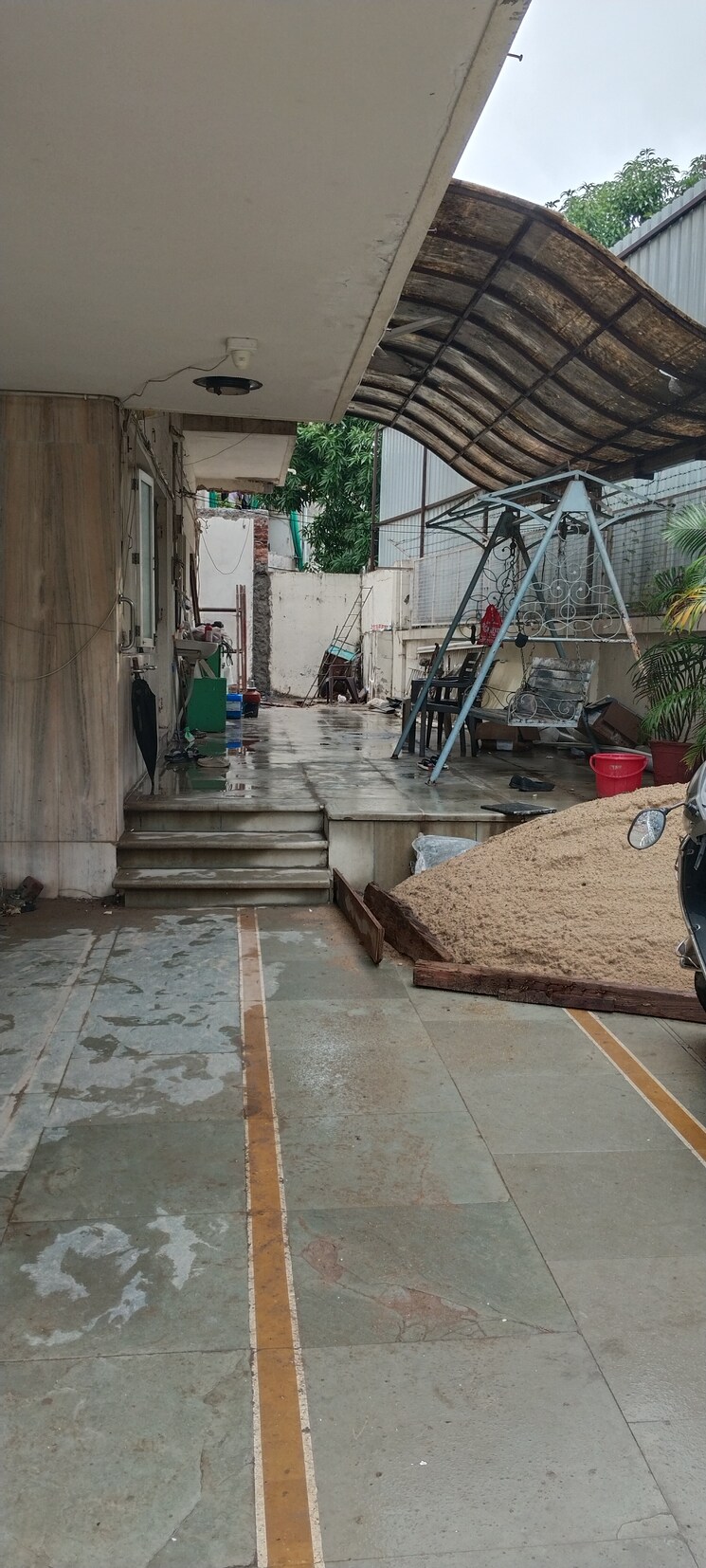 Gym, ambawadi 4 Bedroom 2700 Sq.Ft. Villa In Ambawadi Ahmedabad 9107499