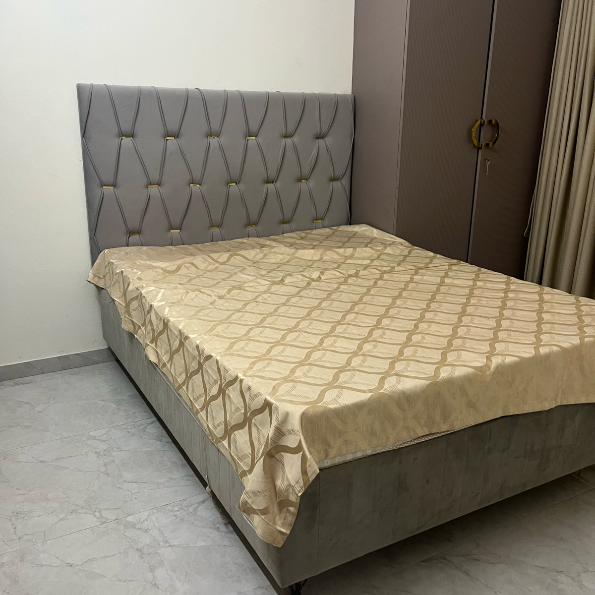 2 BHK + Extra Room Apartment For Rent in Juhi Niharika Absolute