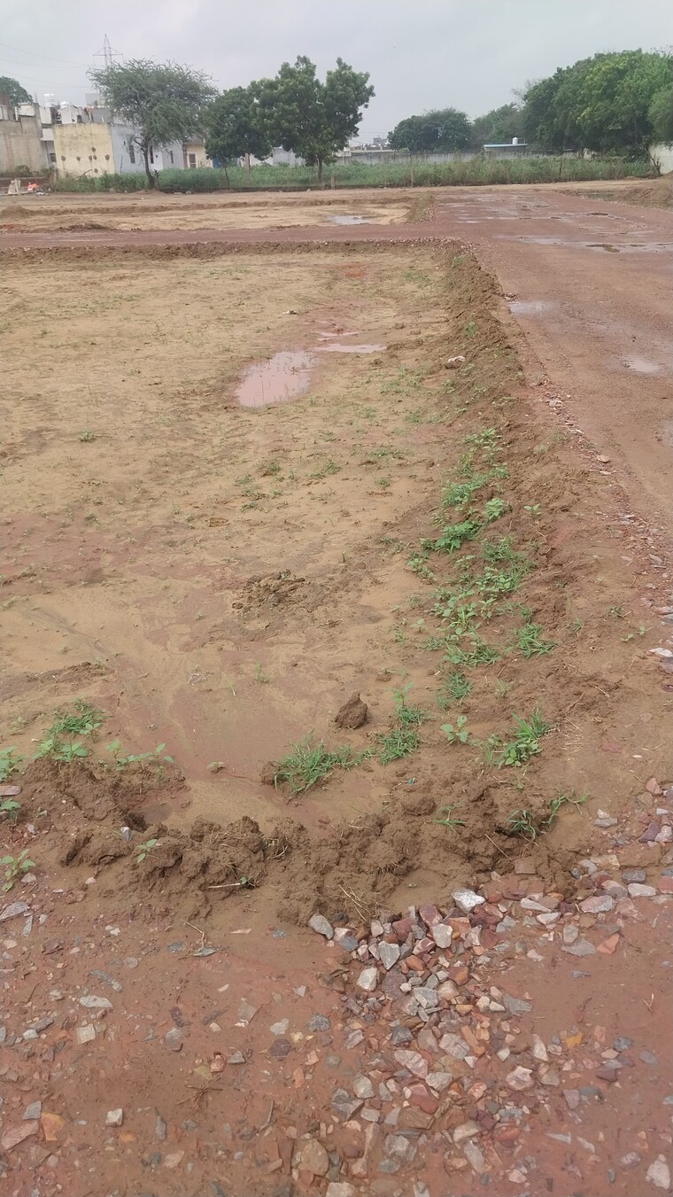 undefined, maruti kunj  150 Sq.Yd. Plot In Maruti Kunj Gurgaon 9107505