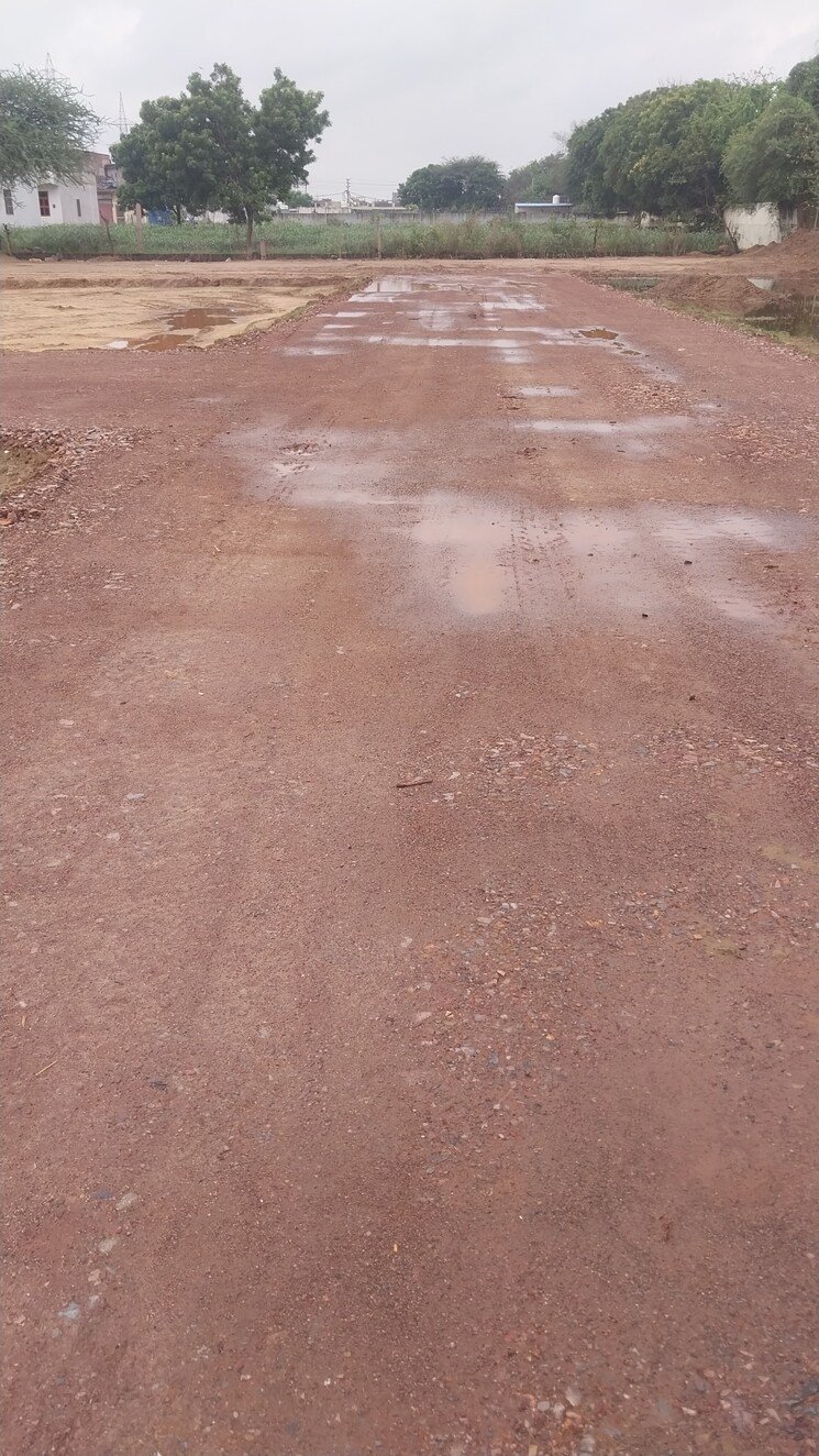 undefined, maruti kunj  150 Sq.Yd. Plot In Maruti Kunj Gurgaon 9107505