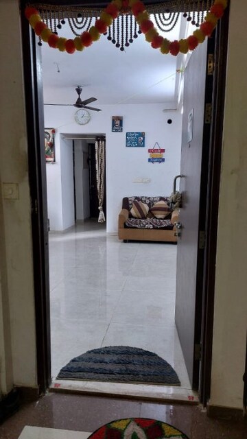 Room in 1 BHK Apartment at Lodha Elite, Dombivli East – for Sale