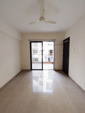 Room in 1 BHK Apartment at Lotus Grace, Dhanori – for Sale