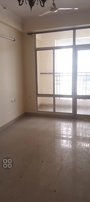 Living Room in 3 BHK Apartment at Oasis Emerald Heights, Vaishali Sector 7 – for Sale