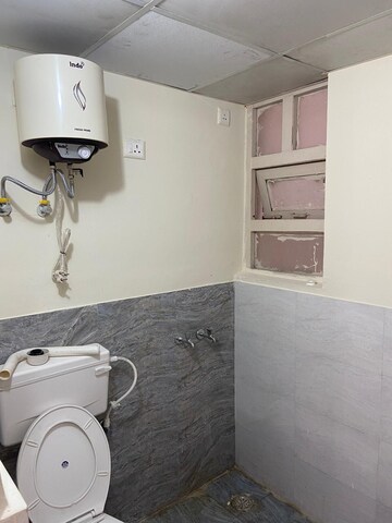 Team Area in 3 BHK Apartment at Auric City Homes, Sector 82 – for Rent