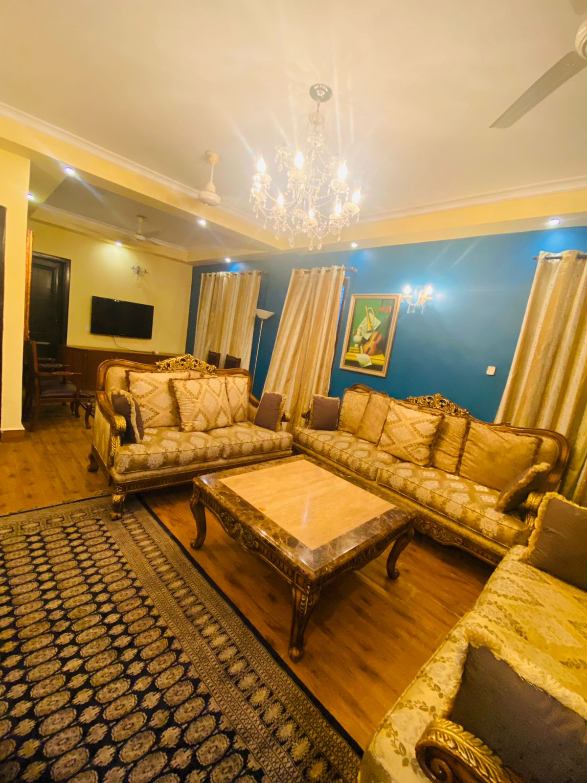 2 BHK Apartment For Rent in Gaur City 2 - 14th Avenue