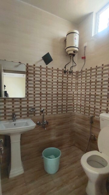Attached Bathroom in 2 BHK Apartment at Somajiguda – for Rent