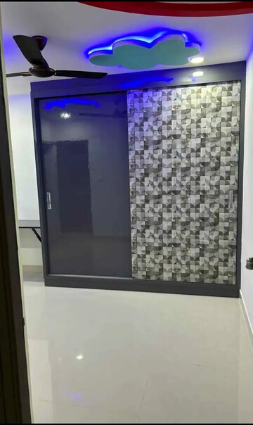Room in 2 BHK Apartment at Somajiguda – for Rent