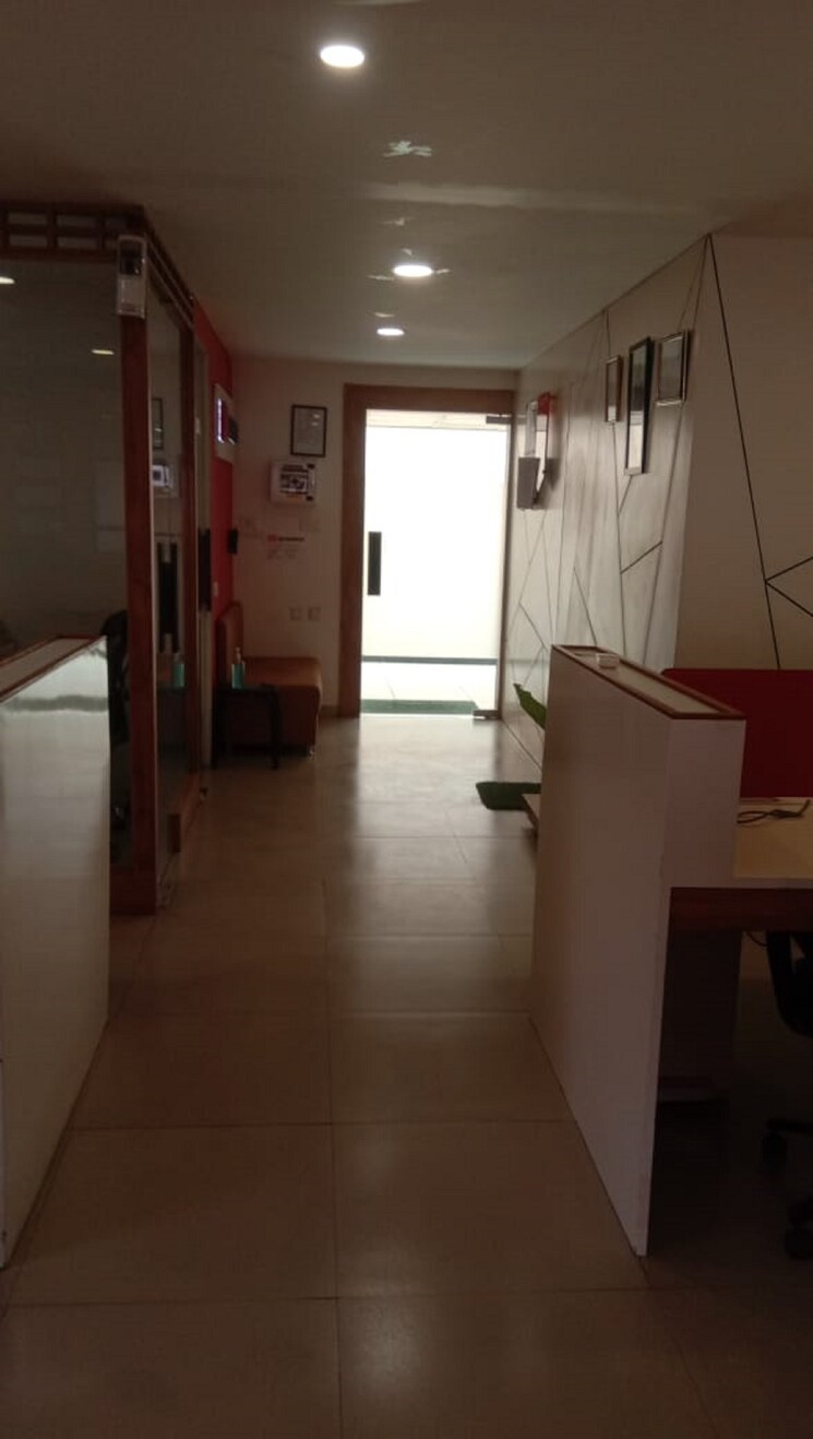 undefined, shivalik-shilp Commercial Office Space 1500 Sq.Ft. In Sanidhya Ahmedabad 9107600