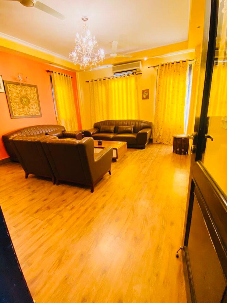 Living Room, gaur-city-2-10th-avenue 2 Bedroom 1259 Sq.Ft. Apartment In Sector 16c Greater Noida Greater Noida 9107681