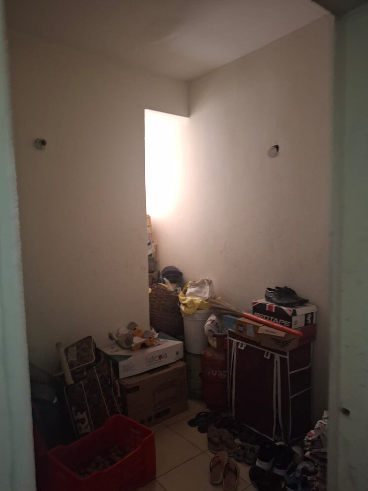 Living Room, omaxe-new-heights 2.5 Bedroom 1250 Sq.Ft. Apartment In Sector 78 Faridabad 9107709