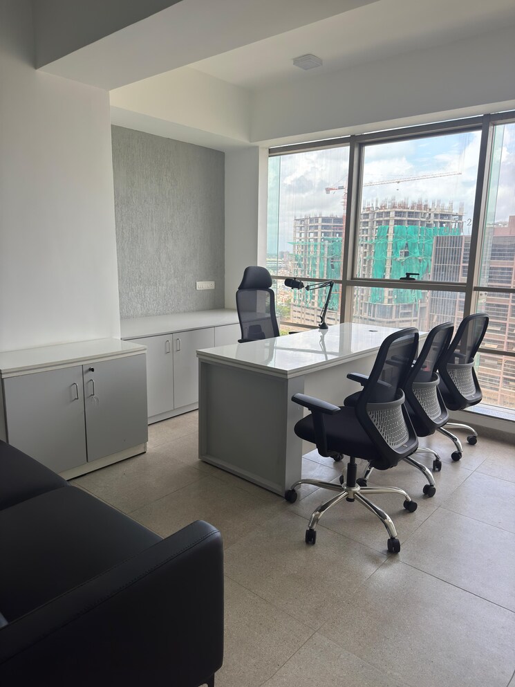 Team Area, sheladia-one-world-west Commercial Office Space 1000 Sq.Ft. In Ambli Ahmedabad 9107748