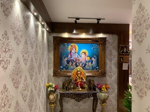 Furnished Amenities in 3.5 BHK Apartment at Prestige Lakeside Habitat, Varthur – for Sale