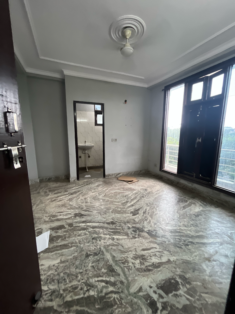 2 BHK Builder Floor For Rent in Saket