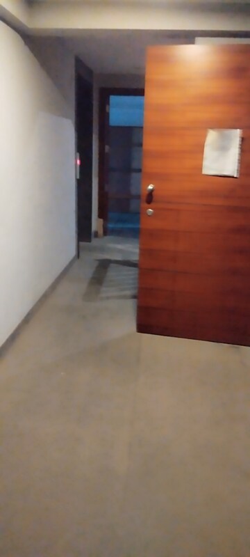 Room in 4 BHK Builder Floor at Vasant Vihar – for Rent